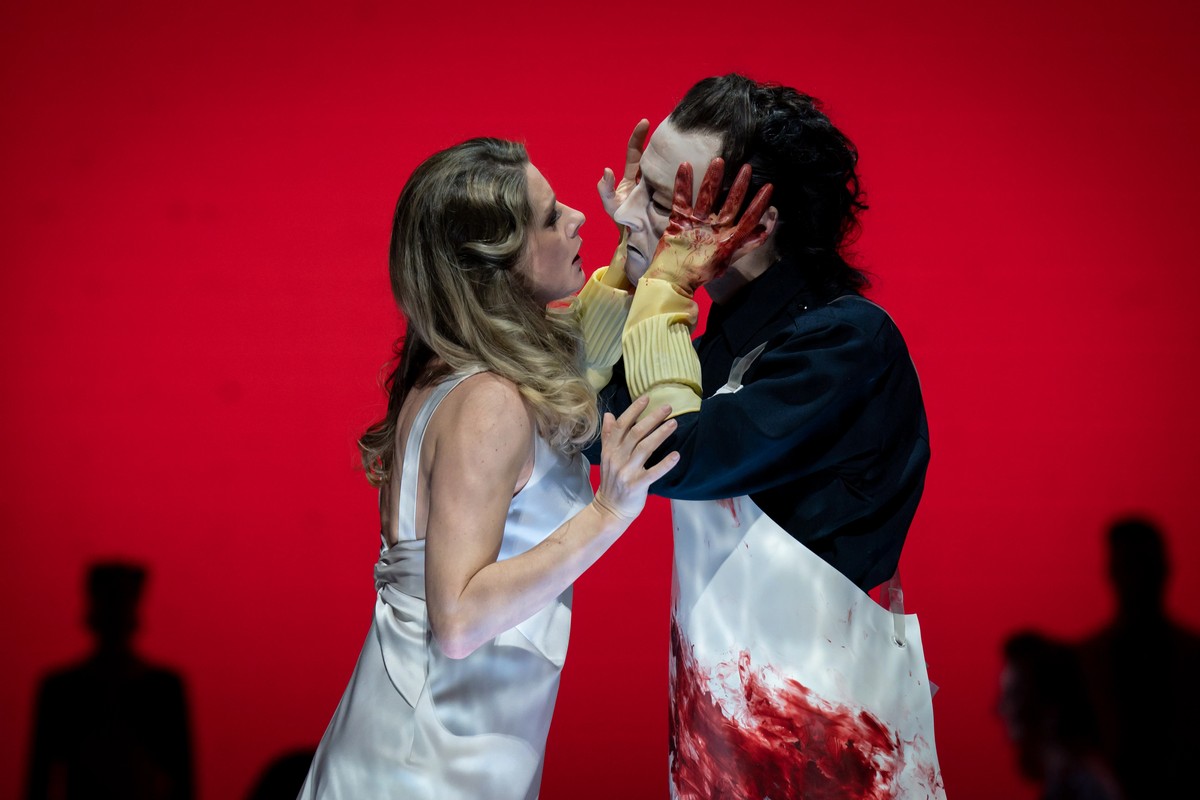 Орган в костеле и цветущая сакура в Ботаническом. Культурная афиша с 21 по 27 апреля 