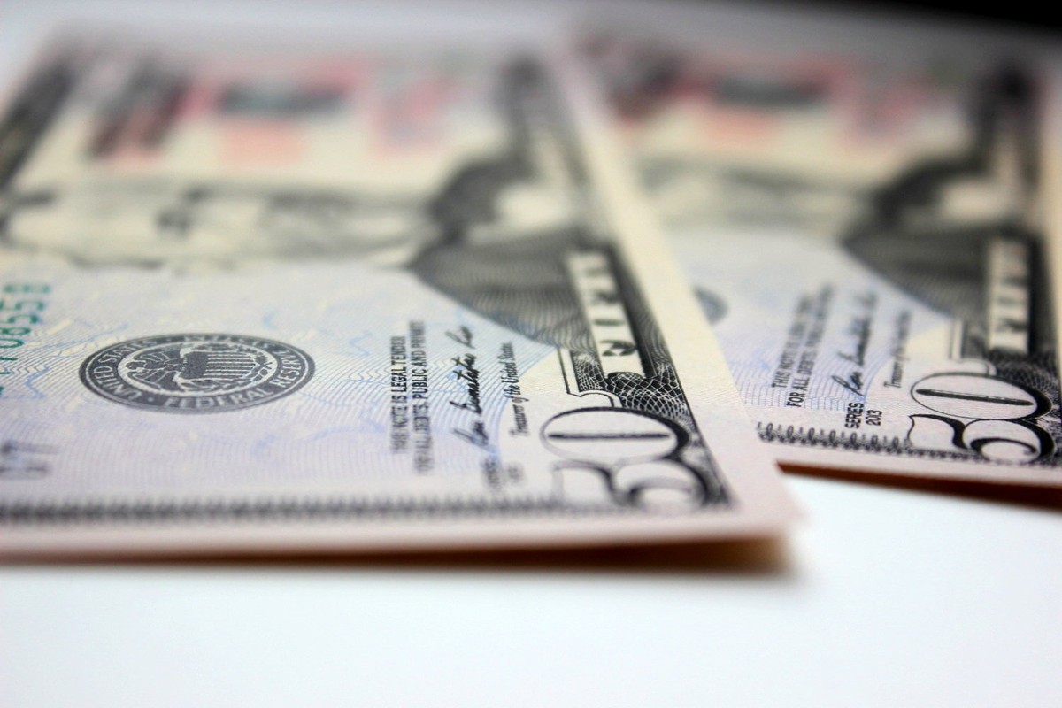 На какую сумму Беларусь закупает каждый год вакцины для животных