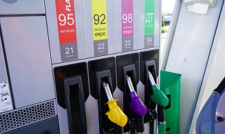 Риски белорусских НПЗ и при чем здесь цены на бензин? Разбираемся с экспертом