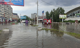 Самый сильный ливень этого лета? Смотрите, как Минск превратился в город-озеро