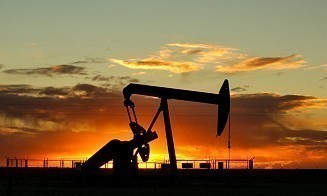 Цена нефти Brent упала дешевле $90 за баррель после новых угроз Трампа в адрес Ирана