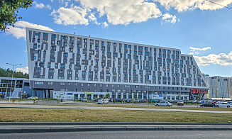 В минском торговом центре теперь можно зарегистрировать автомобиль и обменять права