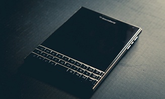Акции BlackBerry подорожали на 18% после сообщения о возможной продаже
