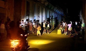 На Кубе второй раз за неделю полностью отключилось электричество