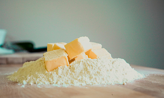 В апреле в Беларуси снизились биржевые ценовые индексы на сливочное масло и лесоматериалы