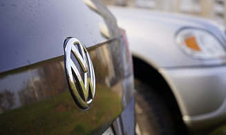 Volkswagen приостановит производство популярных моделей Golf и Tiguan. В чем причина