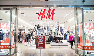 От купальников до свитеров. H&M судится с китайским ретейлером из-за копий одежды