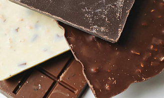 Через белорусскую биржу начали продавать шоколад