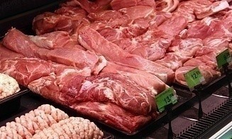 Белорусы в этом году стали меньше покупать мяса и круп