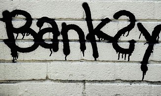 Антивоенные плакаты «раннего» Бэнкси продадут на аукционе