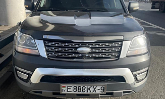 В Москве заметили машину со странными белорусскими номерами. Что было дальше