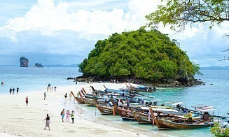 «Верну деньги за год». В Минске около 20 туристов лишились поездок в Таиланд и на Бали