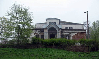 Производитель стройматериалов купил усадьбу XIX века в Гродненской области 