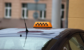 Выводили деньги через подставные фирмы. В Гомеле задержали руководителей таксопарков