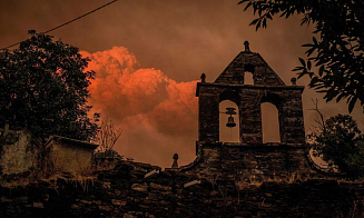 В Испании из-за лесных пожаров закрыли часть паломнического маршрута Камино-де-Сантьяго