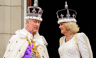Король Великобритании Карл III ищет личного эсэмэмщика. Какую зарплату обещают?