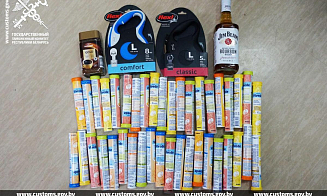 Водитель спрятал от таможни витамины и поводки для собак. Теперь авто могут конфисковать