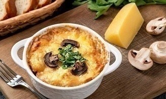 Жюльен с курицей и грибами