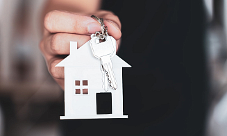 «Покупатели опасаются пожилых продавцов квартир». До Беларуси докатился «эффект Долиной»