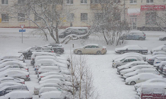 Минск замело снегом. Дорожает такси и задерживаются авиарейсы
