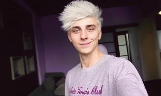 Российские компании блогера Влада Бумаги задолжали $25 тыс. налогов