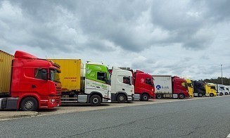 В ЕАЭС упростят оформление и выдачу спецразрешений на перевозку опасных грузов 