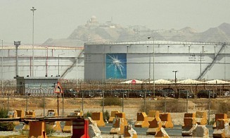 Крупнейшая нефтяная компания Saudi Aramco после атаки дронов приостановила работу завода