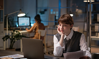 Чем опасны трудоголики для коллектива? Разбираемся, почему люди сбегают в работу