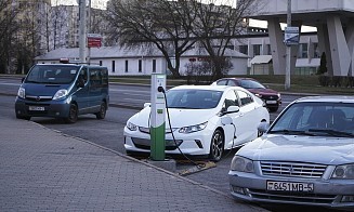 На рынке новых авто частный импорт гибридов в I квартале вытеснил дилеров 