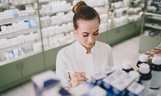 Правительство внесло изменения в правила регистрации предельных цен на лекарства