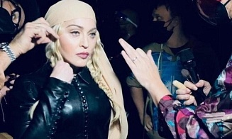 Мадонна попала в больницу, юбилейный тур певицы отменили