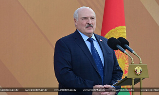 Лукашенко пообещал «урегулировать вопрос» с лечением белорусов, которые уехали из страны