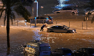 В Дубае авиакомпании отменяют рейсы из-за ливней. Что с полетами в Минск