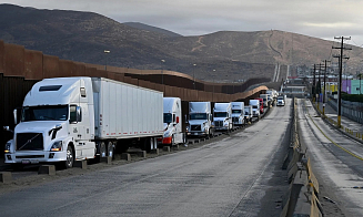 Трамп ввел пошлины на товары из Канады, Мексики и Китая