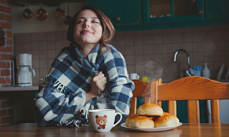 «Мы не медведи». Фитнес-тренер объяснил, почему еда не поможет пережить плохую погоду