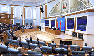 Лукашенко предложил создавать в Беларуси финансово-промышленные группы