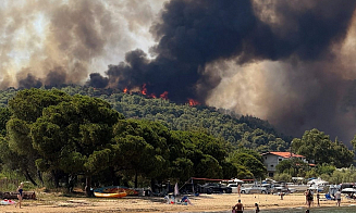 «Мы вступаем в эру гибели туризма»: как климатические изменения губят индустрию отдыха