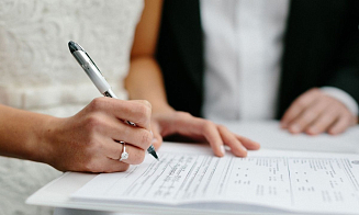 Предприниматель заключила брачный договор, чтобы не возмещать ущерб. Что было дальше