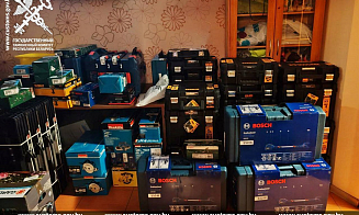 На таможне раскрыли схему на 2 млн рублей. Чтобы не платить пошлины, товары ввозили физлица