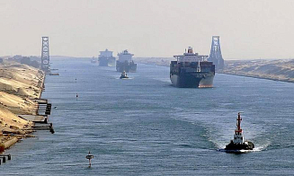 Песчаная буря и поломка танкера: в Суэцком канале снова пробки