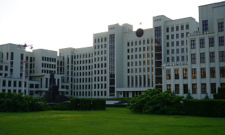 Беларусь сняла запрет на ввоз картофеля, лука, капусты и яблок из недружественных стран