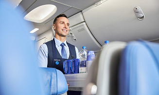 Пассажиры «Белавиа» смогут заказать питание перед полетом