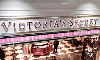 Акции Victoria's Secret упали на четверть после публикации финотчета