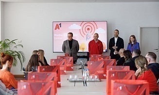 А1 выдал блогерам шапочки из фольги и развеял мифы о работе сотовой связи