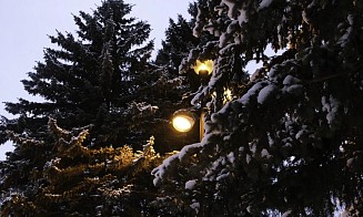 Топ-15 сделок прошлого года, освещение улиц и новый тренд авторынка — неделя за три минуты