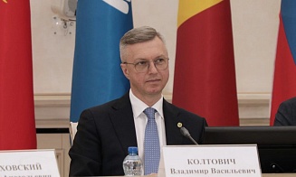 Владимир Колтович ушел в отставку с поста замглавы аппарата правительства