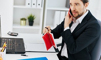 Налоговая массово блокирует счета компаний, если их нет по месту регистрации. Что происходит?