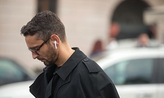 Apple прекратит продажи устаревших версий AirPods и выпустит новые модели