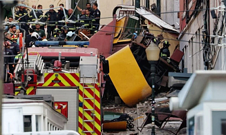 В Лиссабоне упал фуникулер. Погибло 15 человек