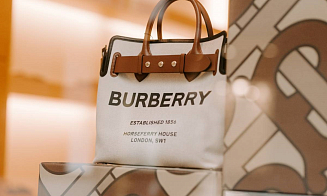 У модного дома Burberry большие убытки. Из-за них компания сократит 18% персонала